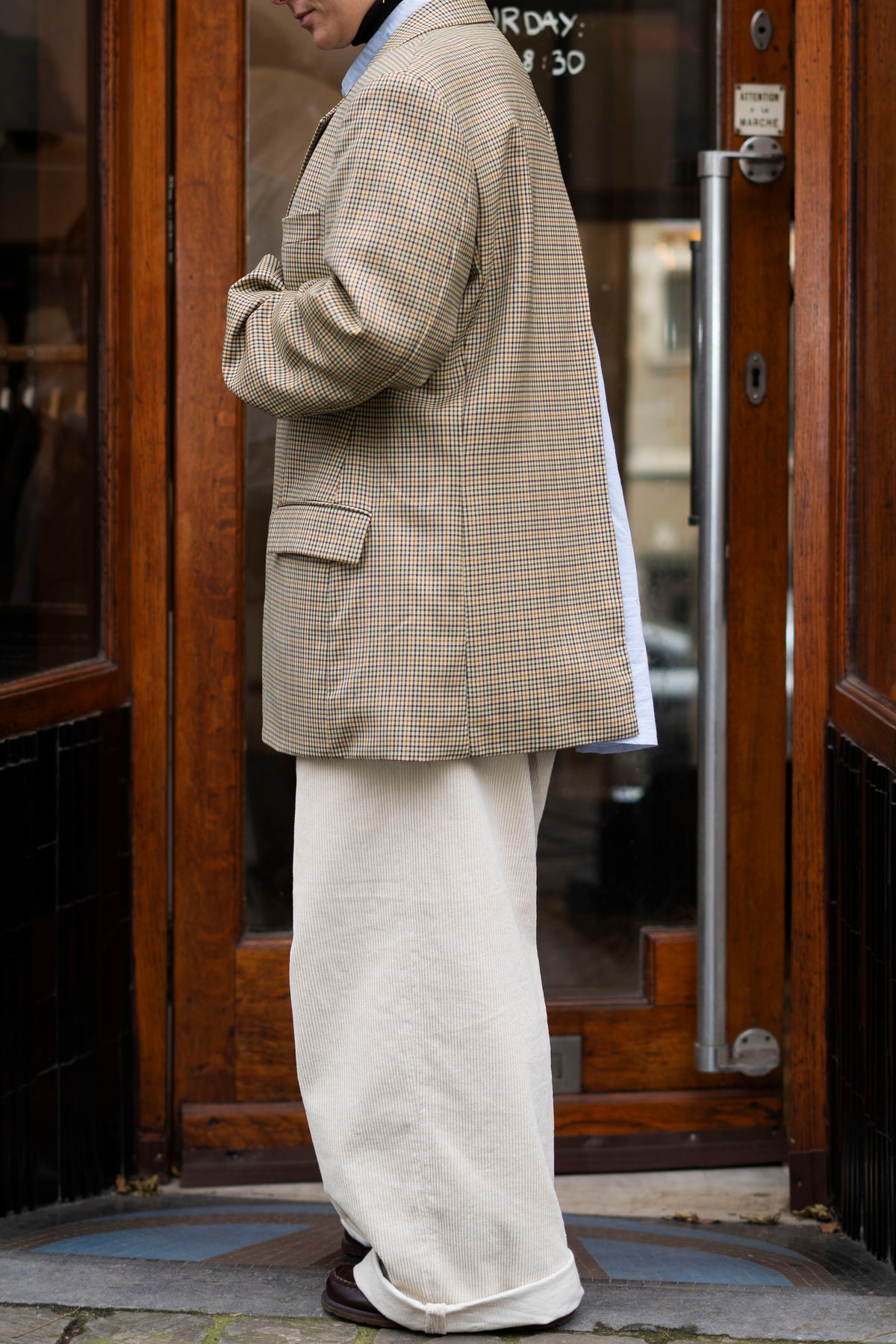 MW-005 Long Sleeve Slit - Beige chequered